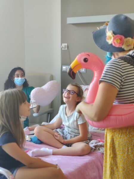 Clowns en intervention à l'hôpital auprès d'enfants malades