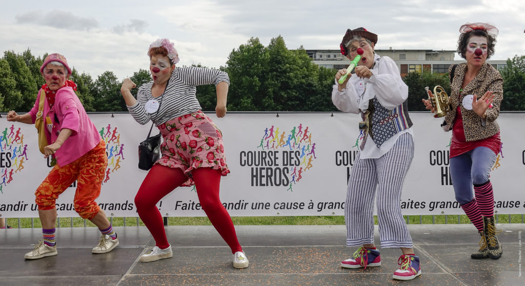 les clowns à la Course des Héros de Lyon