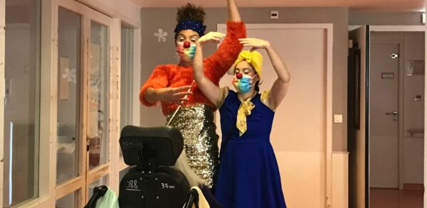 Des clowns à l'EHPAD